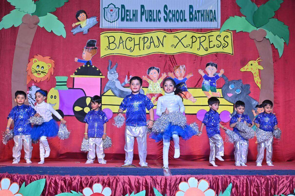 School_StageShow